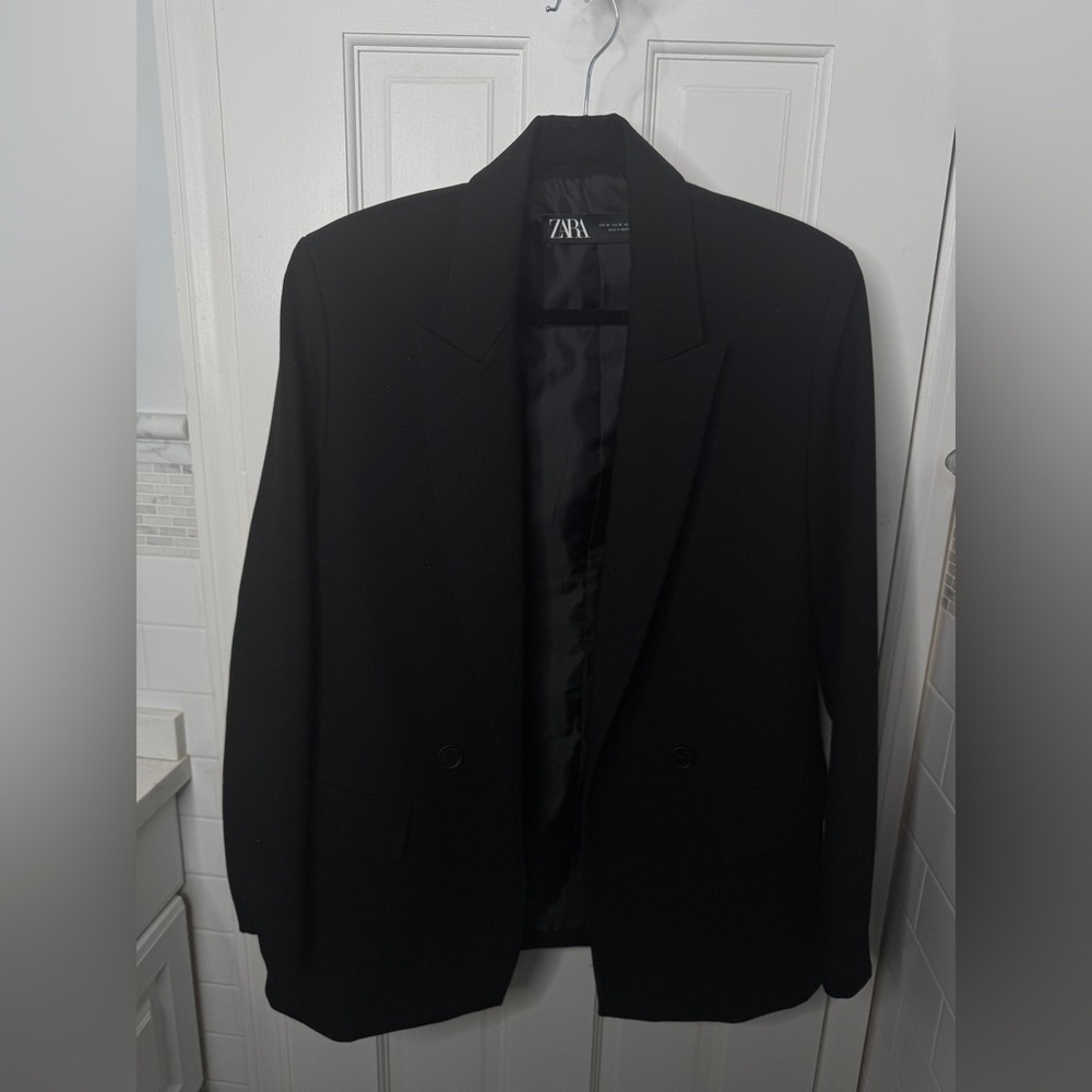 Zara Women’s Classic Black Sport Coat